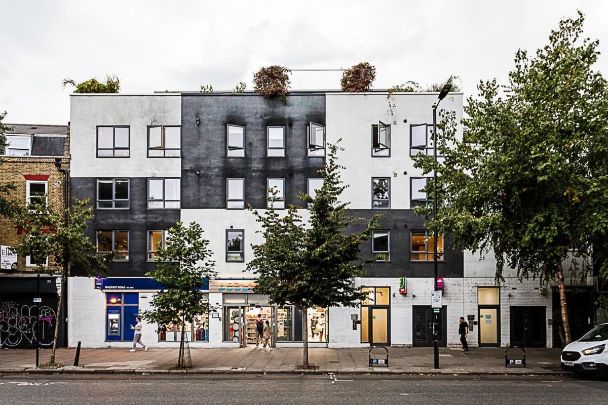 3 Bed Luxury Penthouse In Shoreditch Apartment *